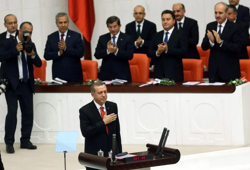 Turkish government further tightens grip on judiciary
