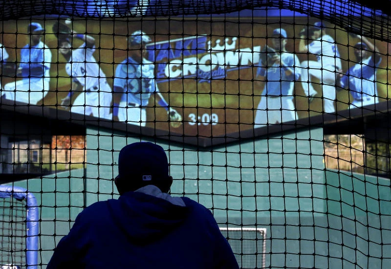 Giants, Royals face off for World series crown