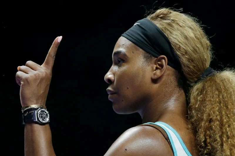Serena reaps benefits as rivals slip up