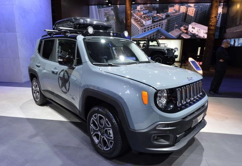 High-tech gadgets drive wow factor at Paris motor show
