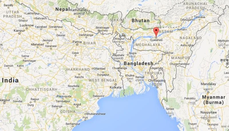9 dead as bus topples over bridge railing in India