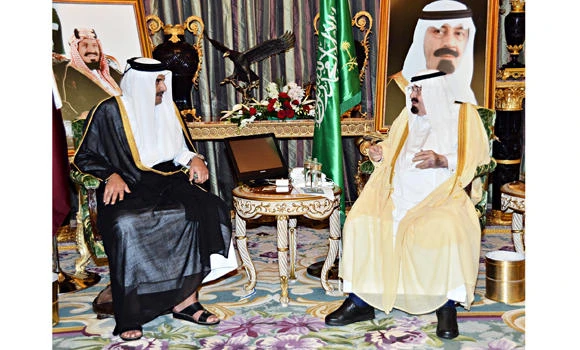 King Abdullah, Qatari emir hold talks in Jeddah