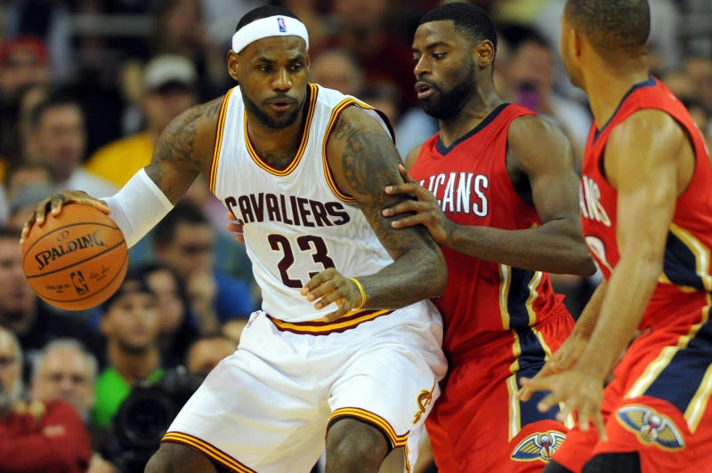 LeBron's triple-double leads Cavs past Pelicans