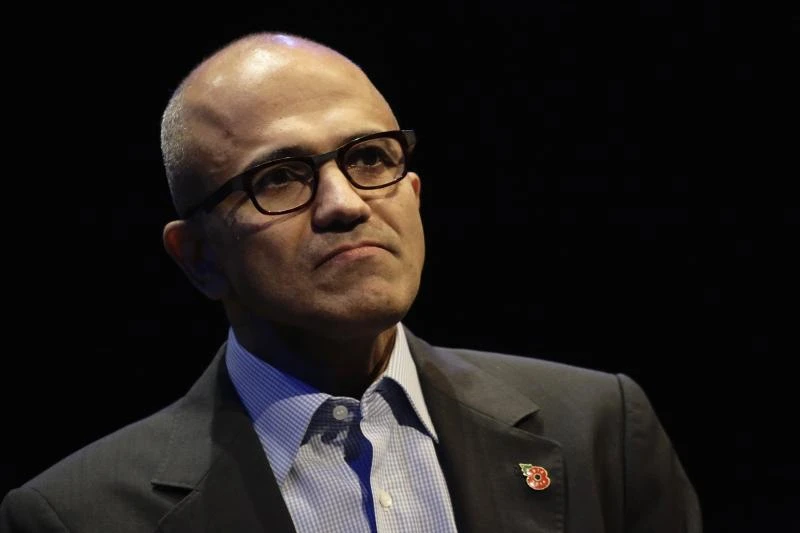 Microsoft surpasses Exxon as 2nd most valuable co.