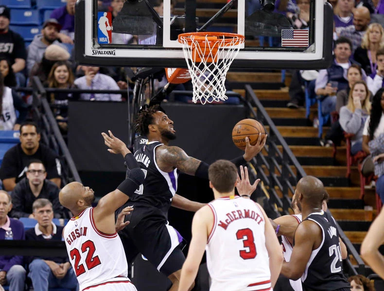 Kings sustain impressive run, beat Bulls