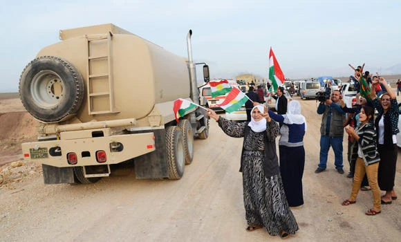 Airstrikes hit Kobani ahead of entry by Kurdish forces