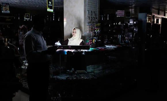 Power supply on after nationwide blackout