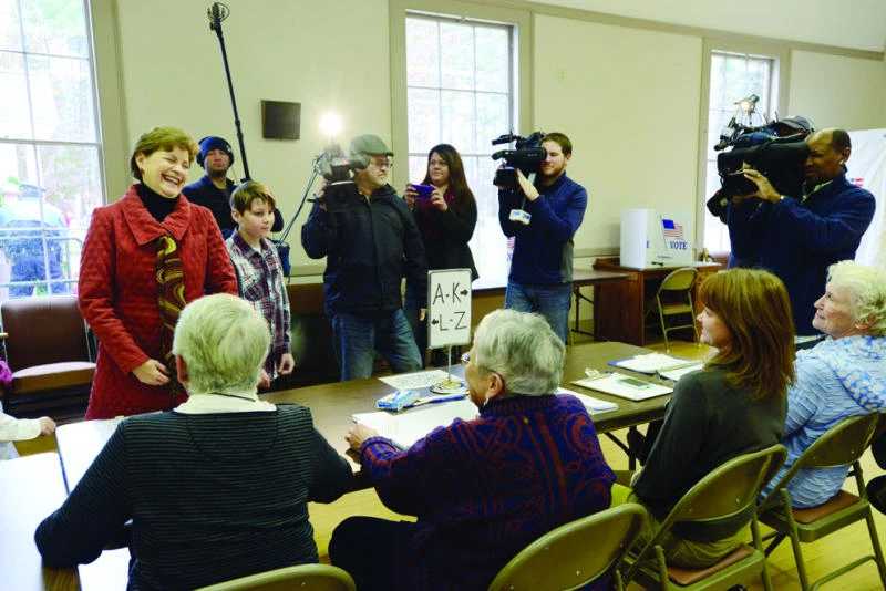 Voting starts in US polls expected to deal rebuke to Obama