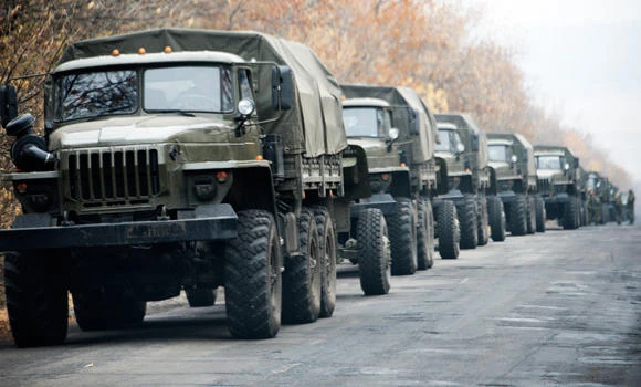 Ukraine rebels strengthen as shelling rocks stronghold Donetsk