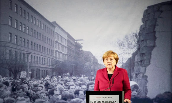 Germany marks 25 years since fall of Berlin Wall
