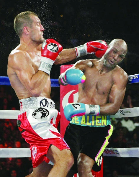 Hopkins shows age as Kovalek dominates their 12-round title bout