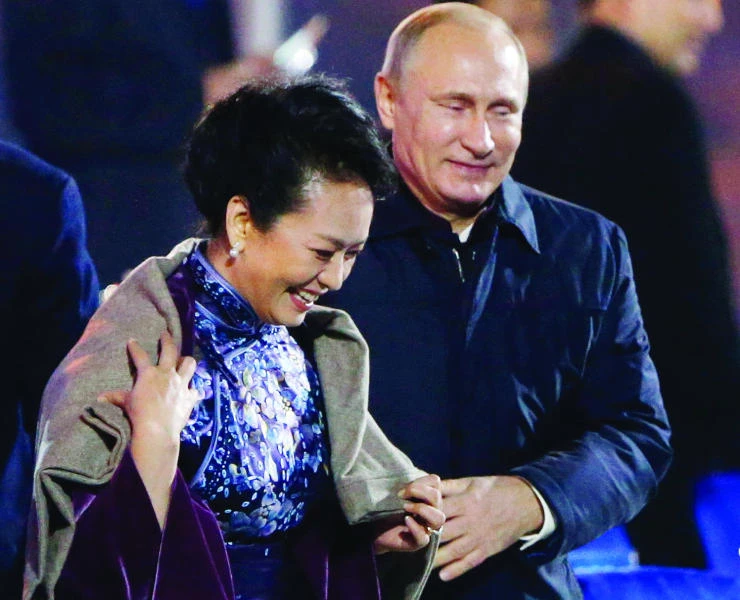 President Putin’s gallantry upstages Chinese host