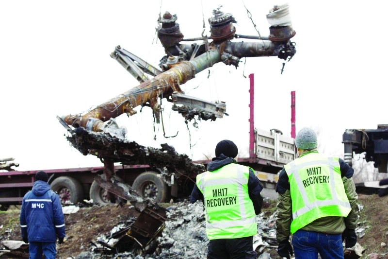 MH17 flight wreckage removal begins