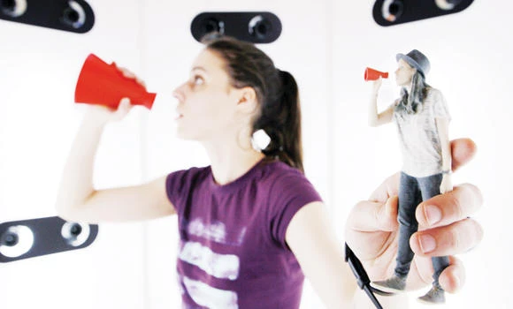 Paris pop-up offers ‘mini-me’ versions of shoppers