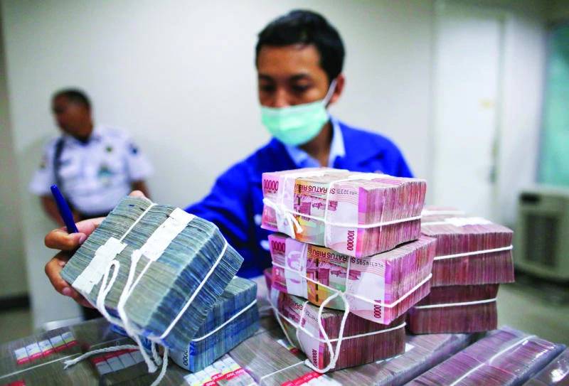 Indonesia raises interest rates after fuel price increase