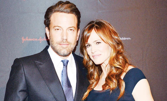 Affleck defends Muslims, again