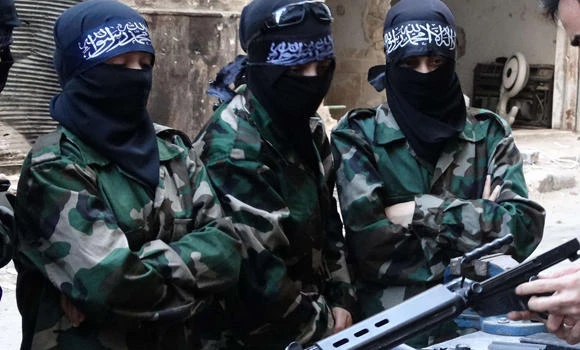 Two women on trial for trying to join Al-Qaeda