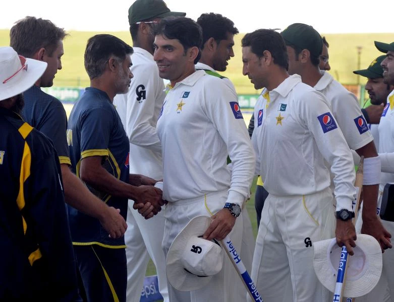 Pakistan completes New Zealand rout in first Test
