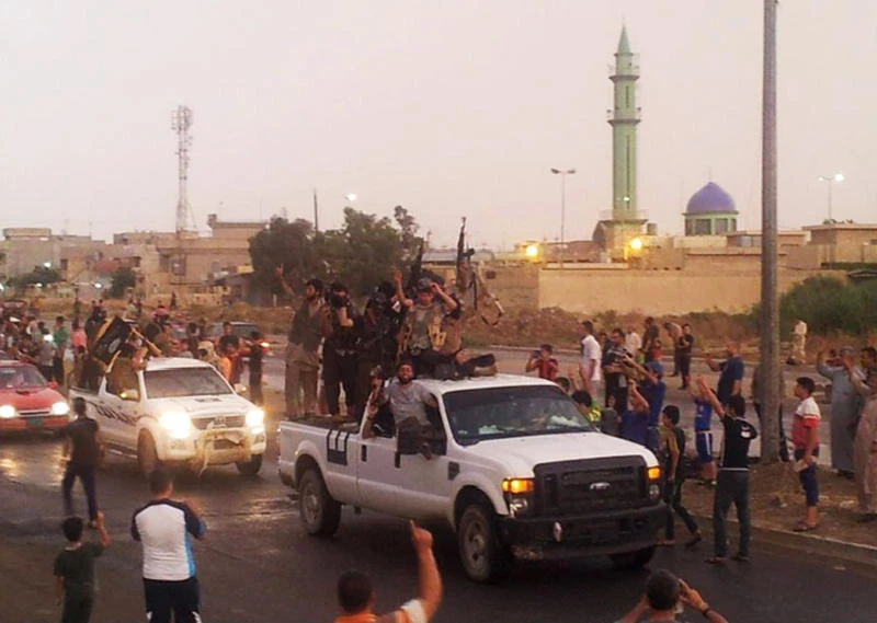 Islamic State jams mobiles in Mosul