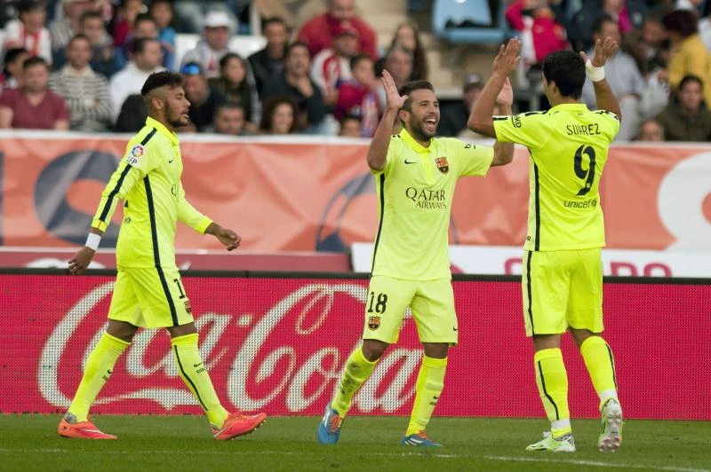 Suarez inspires Barca revival at Almeria