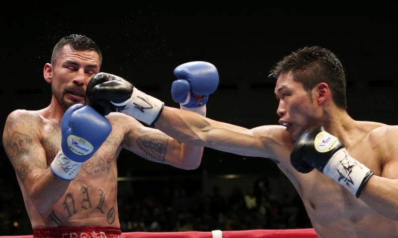 Japan’s Miura batters Puerta to defend WBC crown
