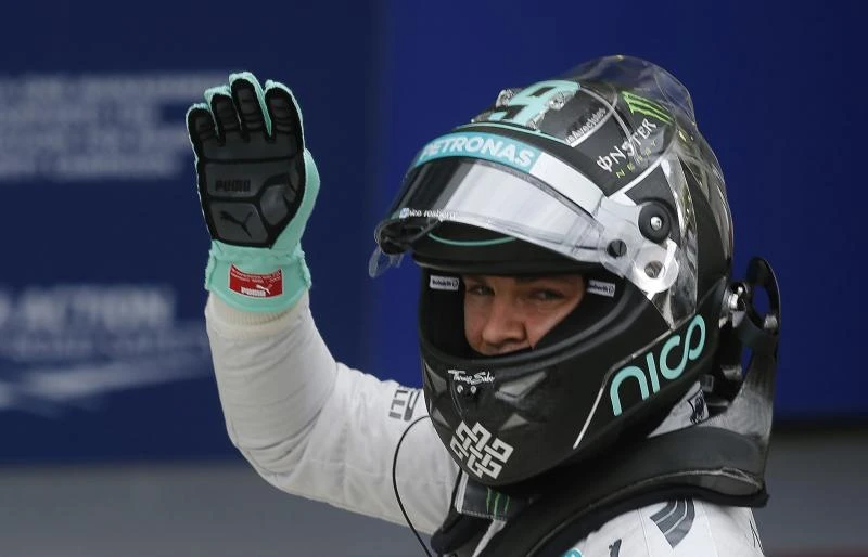 Rosberg pips Hamilton for pole in Brazil