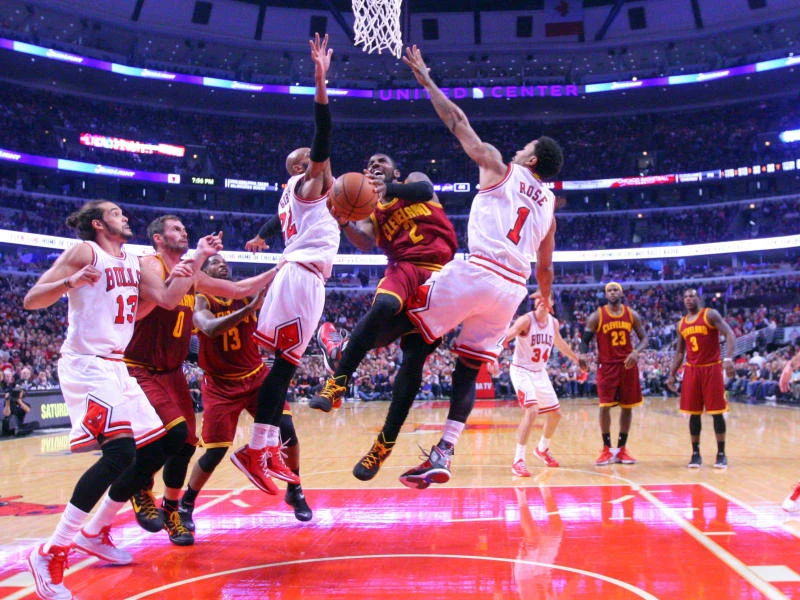 James rebounds, leads Cavs to OT win over Bulls