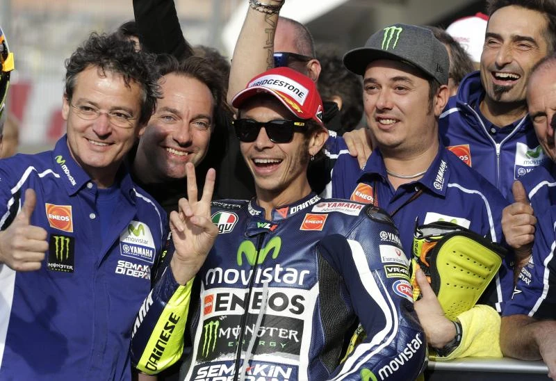 Rossi on pole for Valencia MotoGP