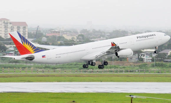 Ailing Philippine Airlines, under new management, seeks investor