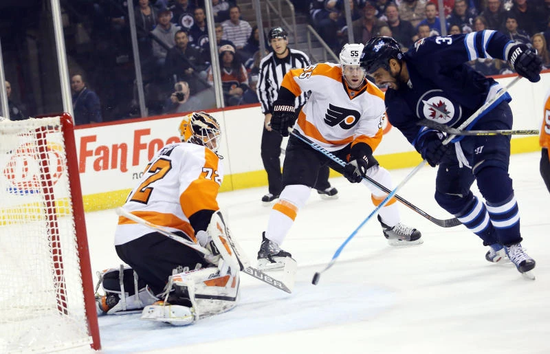 Zepp gets win in NHL debut as Flyers edge past Jets