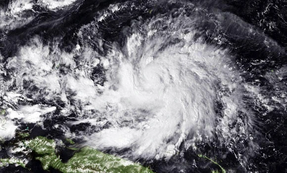 Powerful storm threatens Philippines