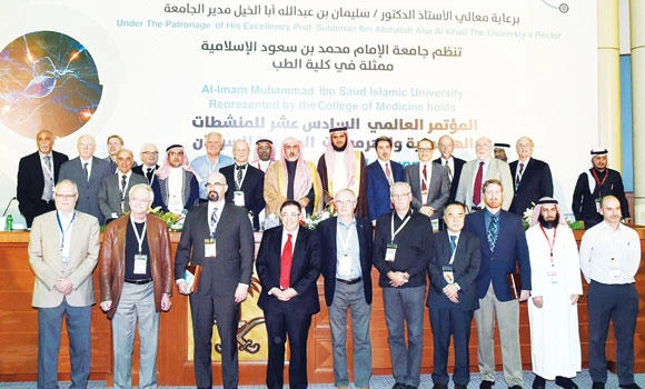Scientific exchange urged at meeting on hormonal steroids