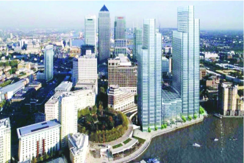 Qatar fund and partner raise offer to $4bn for Canary Wharf