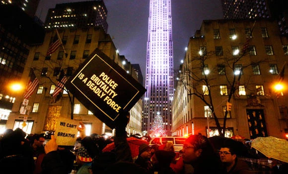 Protesters block traffic in New York