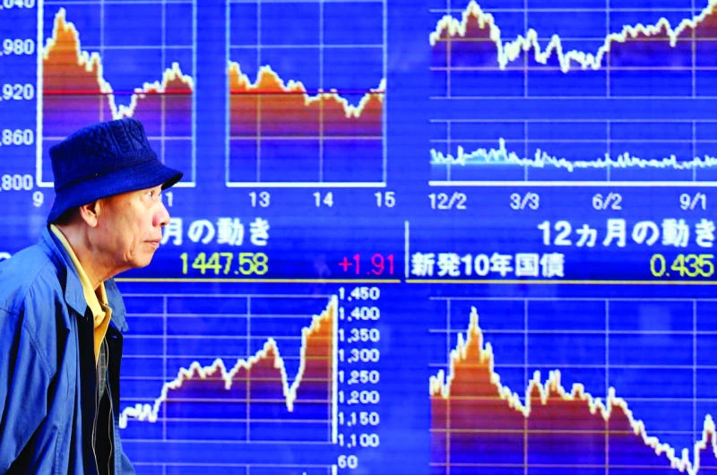 Oil price slump likely to pull down BOJ inflation forecasts