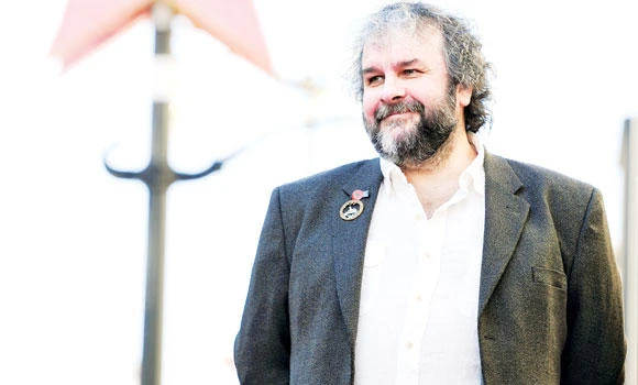 ‘Hobbit’ director Jackson gets Hollywood star