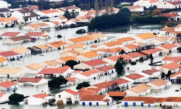 Deadly French flood: Mayor jailed for 4 years