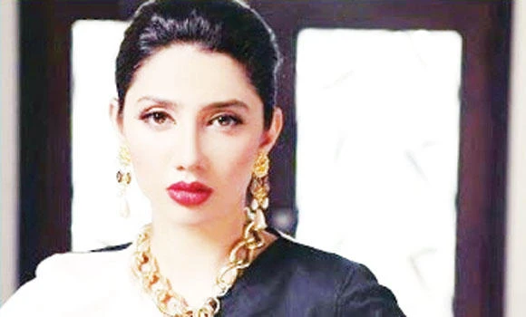 Big break! Mahira bags film with SRK