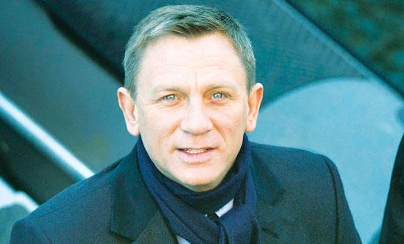 Stiff upper lip: 007 carries on after script leak
