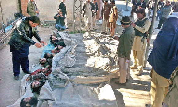 Pakistan airstrikes, gun battle kill 55 militants