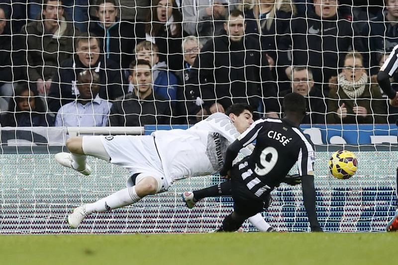 Newcastle bursts Chelsea bubble in Premier League