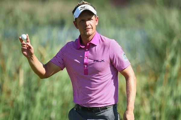 Luke Donald shoots 63, takes lead in Sun City