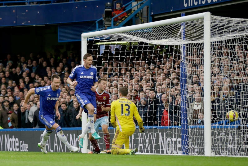 Chelsea, City, United score Boxing Day victories
