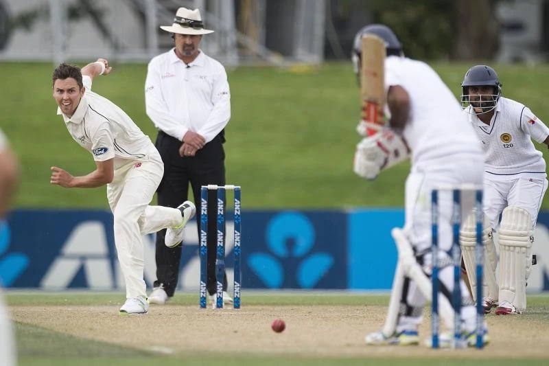 Sri Lanka in fight to survive against New Zealand