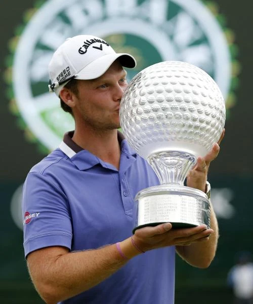 Willett steals celebration from birthday boy Donald