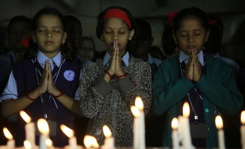 Pakistan court grants bail to alleged Mumbai attacks mastermind