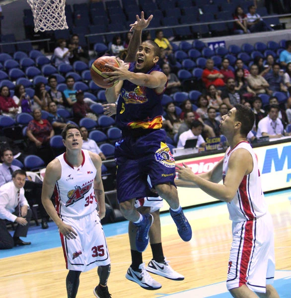 Cruz keys Rain or Shine win over Alaska