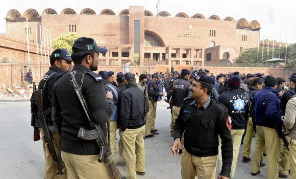Pakistan police foil terror attack; 4 Taleban gunmen killed