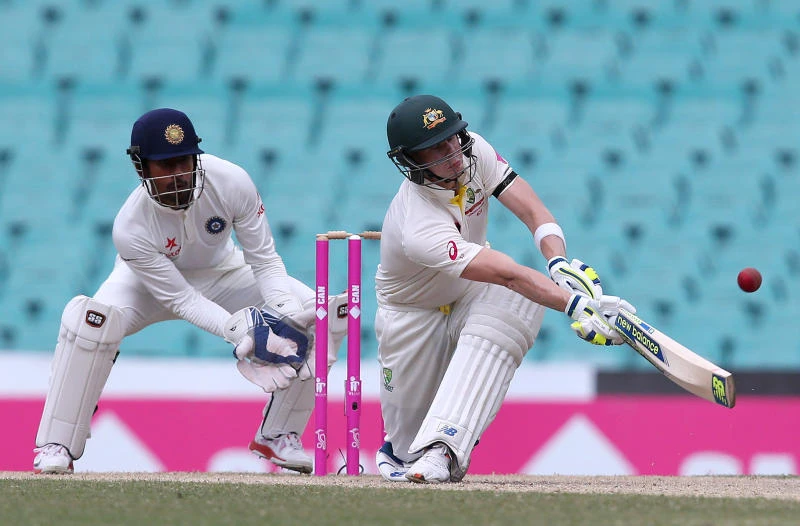 Smith trumps Bradman to fuel Aussie run chase
