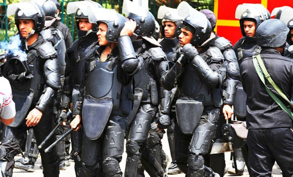 Egypt cops linked to 37 deaths to be retried